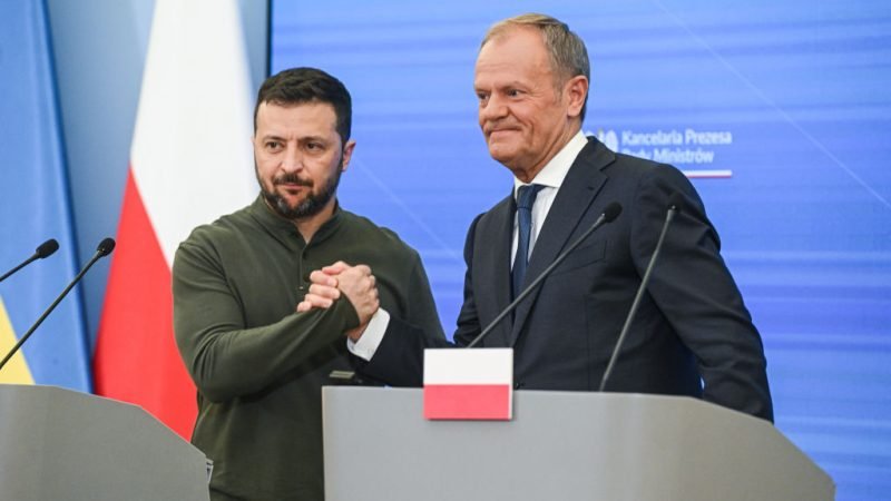 Poland to deliver 45th support package to Ukraine, Tusk tells Zelenskyy – Euractiv