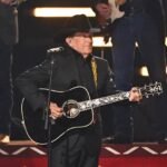 Texas stars George Strait, Simone Biles grace the stage